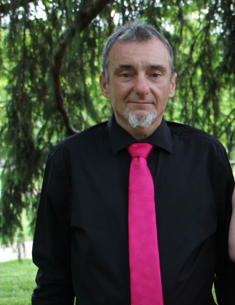 Photo of Ray Buck