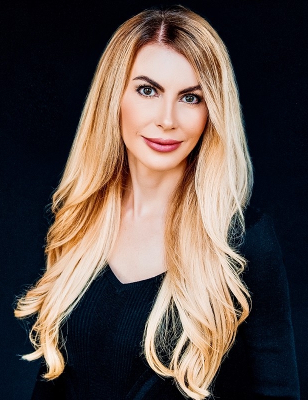Photo of Tonya Thompson