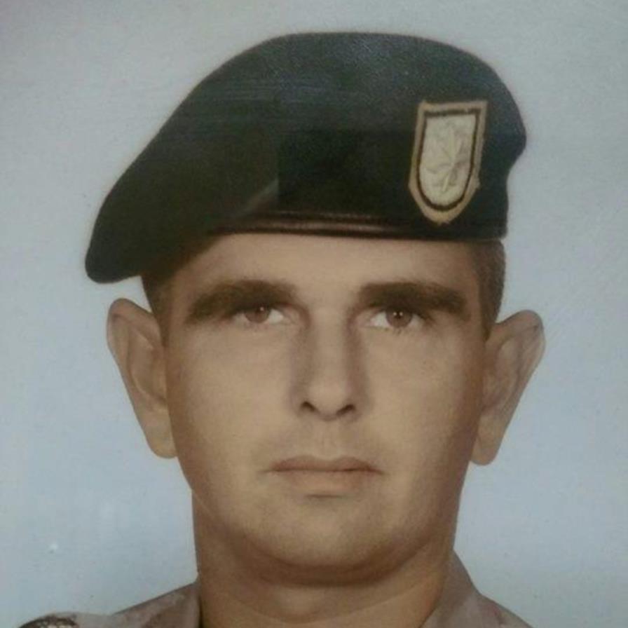 Photo of Buddy L. Reynolds