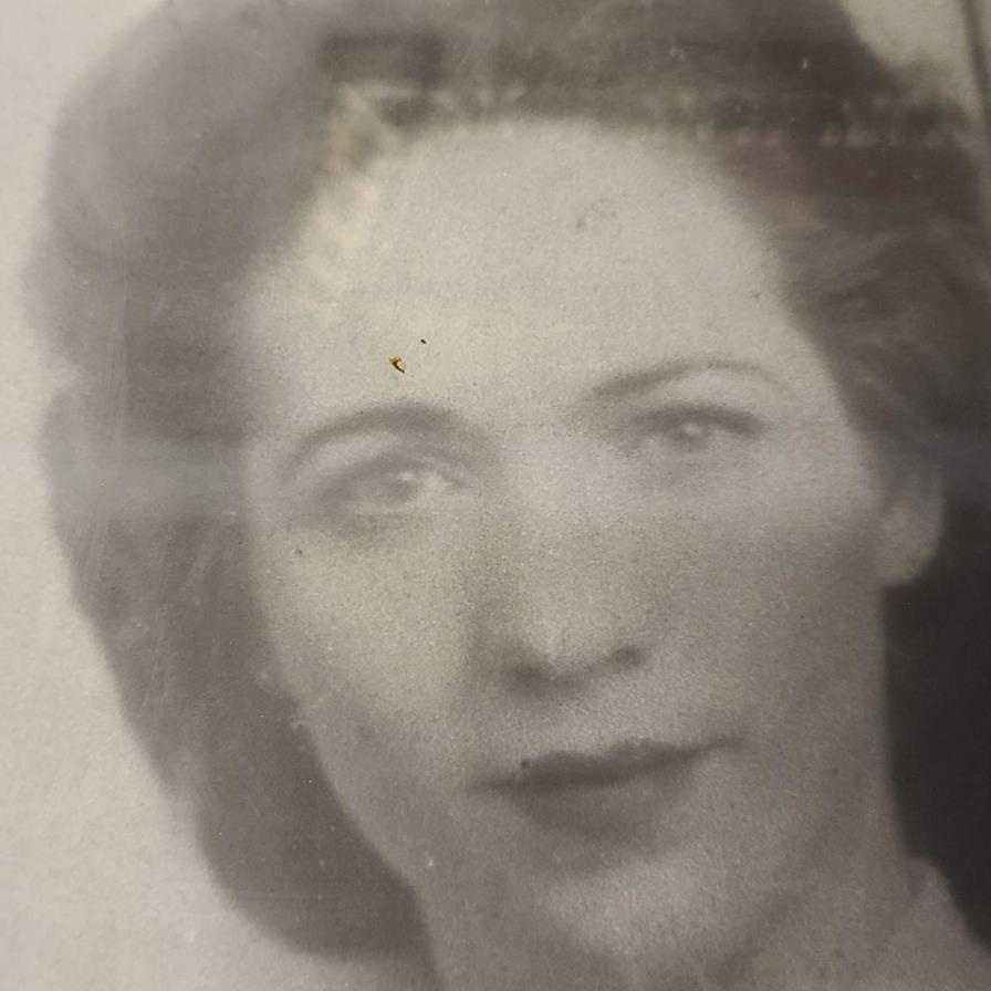 Photo of Dimple R. Mounts