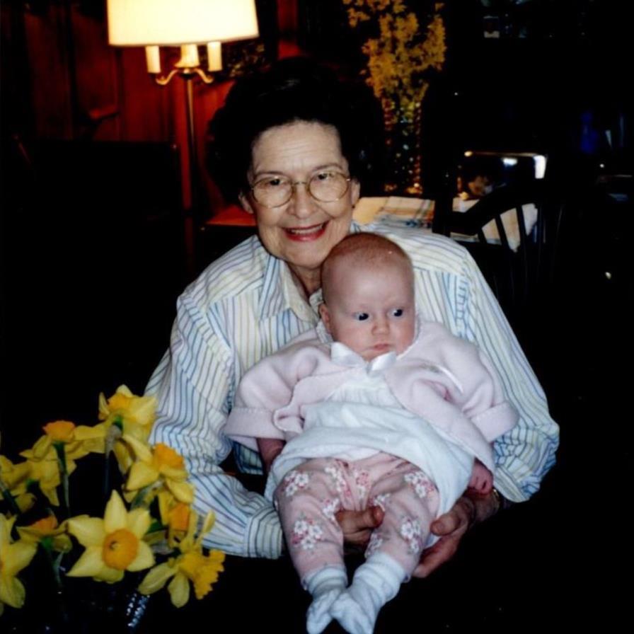 Photo of Helen Ruth Draper