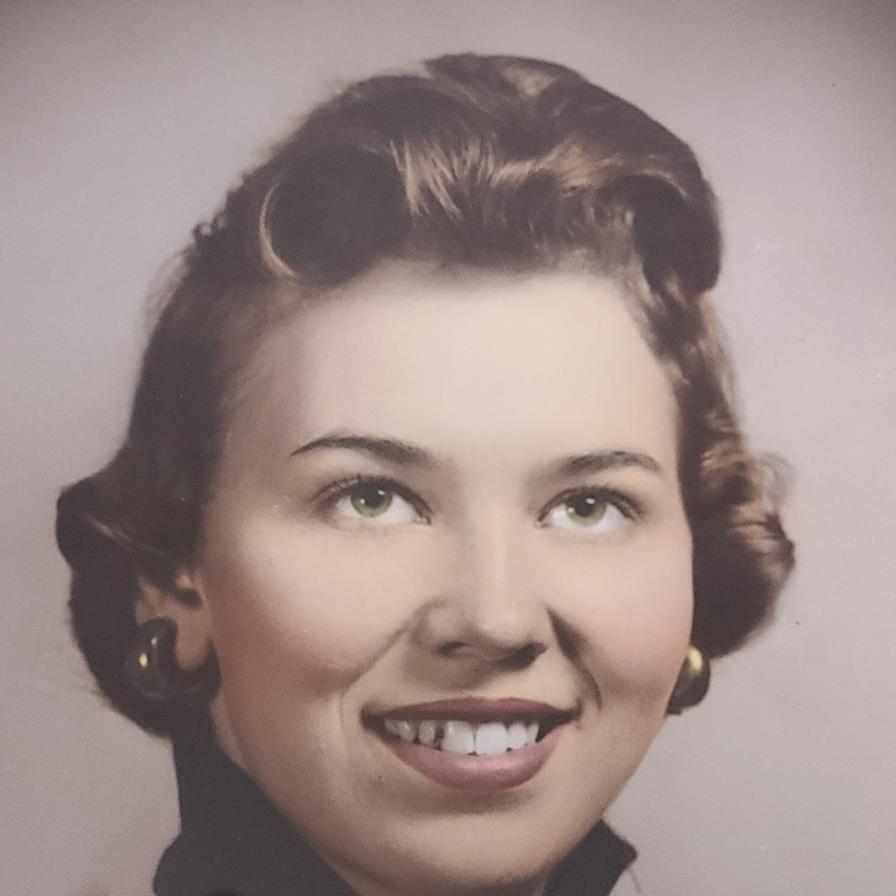 Photo of Peggy Lee Roark